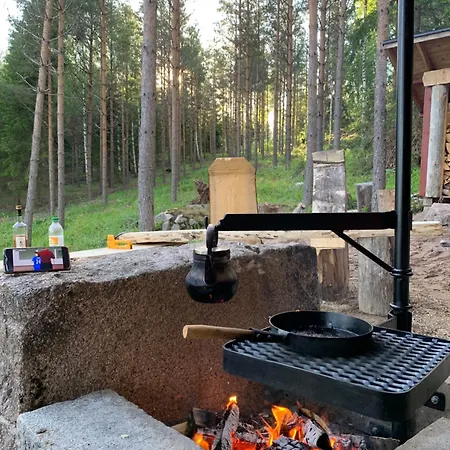 Luksusteltat Lammastilan Laavu - Lean To Inarin Tila *